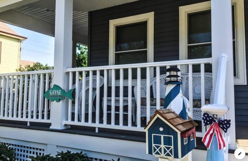 Pipes Cove Apartment | Harbor Heights