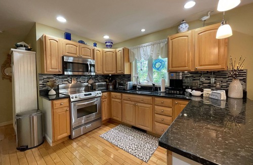York House | Harbor Hideaway - Beautiful 4 bedroom home near Harbor Beach