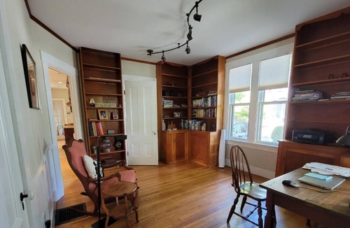 Boothbay Harbor House | HARBOR HIDEAWAY | WALK TO TOWN | BOOTHBAY HARBOR | HIDDEN GEM