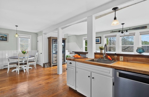 Boothbay House | Harbor Hideaway: Water views in Boothbay