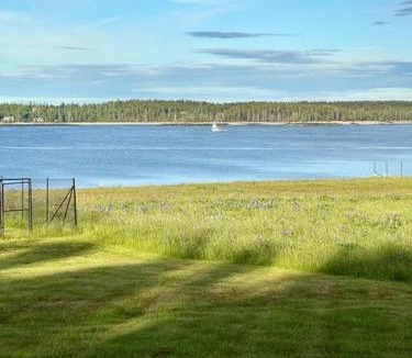Seawall House | Hard Aground - Ocean View - Pet Friendly! SWH