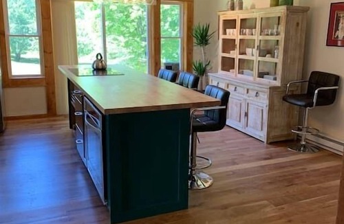 Jefferson House | Harpersfield House: Zen. Find Peace. Sleeps 7. Near Baseball HOF. Enjoy nature.