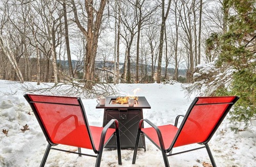 West Hartford House | Hartford Escape w/Fire Pit ~ 3 Mi to Ski & Golf!