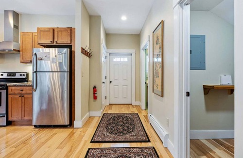 Hartland Apartment | Hartland Hill House, a Charming Hilltop Hideaway