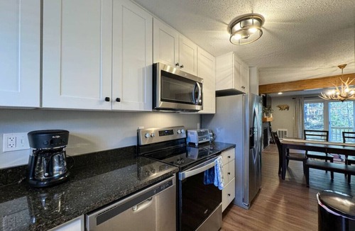 North Conway Villa | Hawk Hideaway | Incredible Location | Fireplace