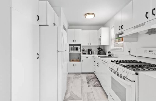 Shinnecock Hills House | Heart of Hamptons Retreat/Southampton/4 Bedrooms/Beaches/5 Star Restaurants