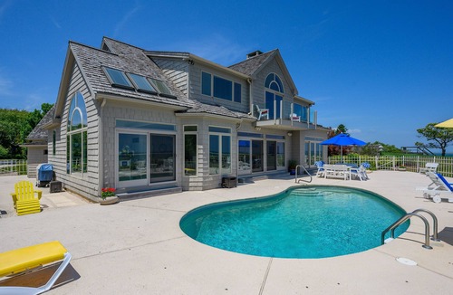 Chatham House | Heated pool, hot tub and breathtaking views! RPMS025