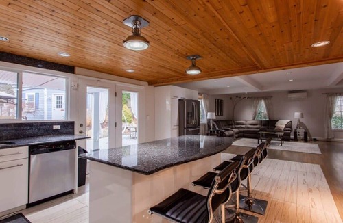 West Barnstable House | Heated Salt Water Pool, Come Enjoy Cape Life!