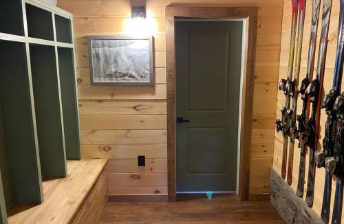 Woodsville Ski Chalet | Hemlock Ridge, Home in the White Mountains