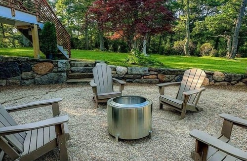 Vineyard Haven House | Hideaway in Vineyard Haven - Walk to Town & Beach