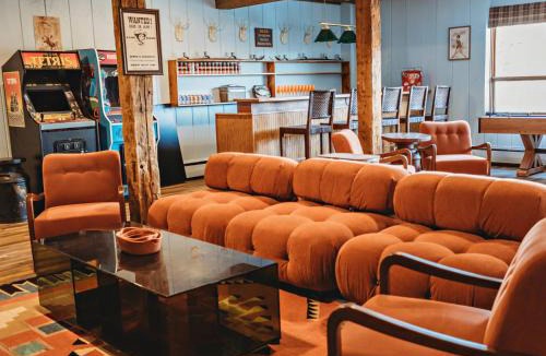 West Dover Hotel | Hideaway Inn Mt Snow