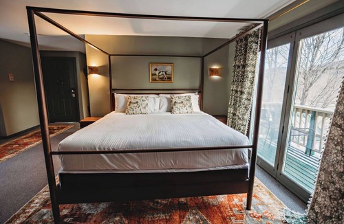 West Dover Hotel | Hideaway Inn Mt. Snow