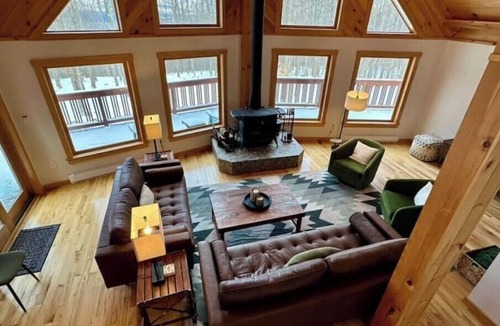 Keene House | High Peaks Mountain Retreat - Trū North Lodge