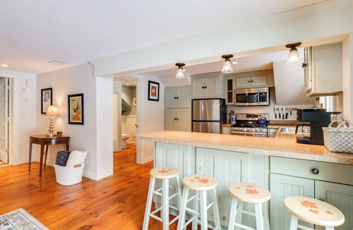East Arlington House | Hike, Fish, Hunt! Green Mountain Home By River