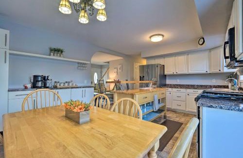 Manchester Center House | Hike, Ski, Fish! All-Season Haven Near Bromley Mtn