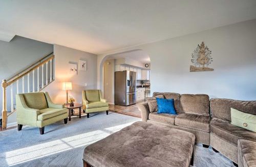 Manchester Center House | Hike, Ski, Fish! All-Season Haven Near Bromley Mtn