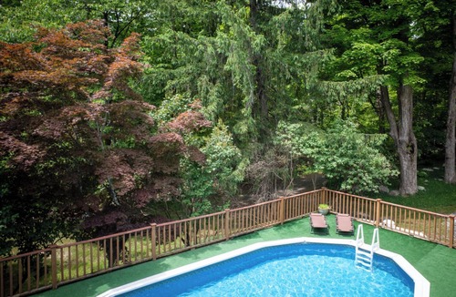 Wallkill Cottage | HIKE, SWIM, STARGAZE IN WOODS SIDING MINNEWASKA STATE PARK SHAWANGUNK MOUNTAINS