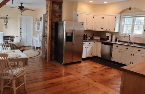 East Swanzey Other | Hillside Haven: Luxe Farm Escape with 5BR - 2 King Bed - 2 Full Bath - Sleeps 10