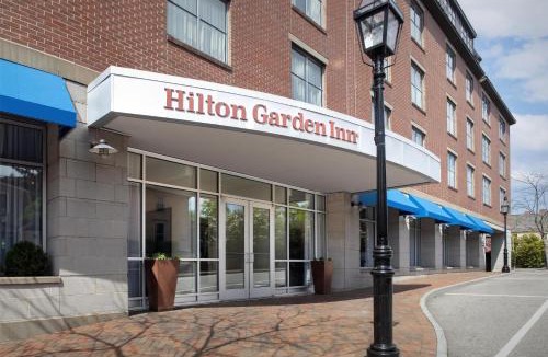 Portsmouth Hotel | Hilton Garden Inn Portsmouth Downtown