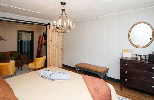 Gorham Apartment | Hip Gorham 2-bedroom - Start Your Adventure!