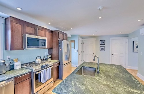 Waterbury Center House | Historic charmer with a hot tub, grill, multiple kitchens, and mountain views