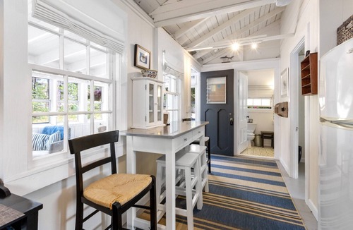 West Chatham Cottage | Historic Cottage on White Pond, near Downtown Chatham and beaches