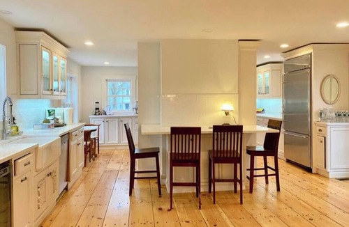 Hopewell Junction House | Historic mansion with magnificent barn