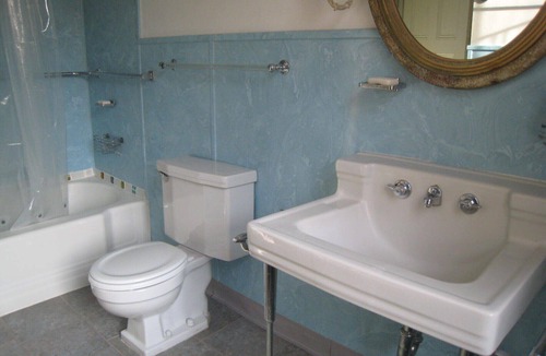 Higganum Bed & Breakfast | Historic Mansion 1841 - The listed price is per Bedroom, Private Entrance