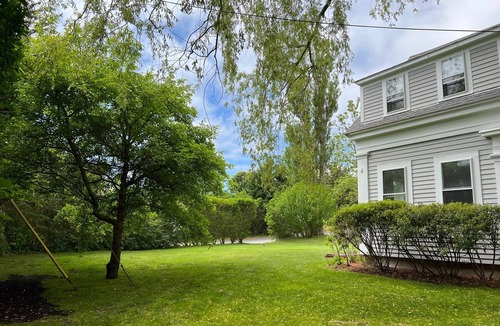 North Truro House | Historic Truro Charmer near Bay and Ocean