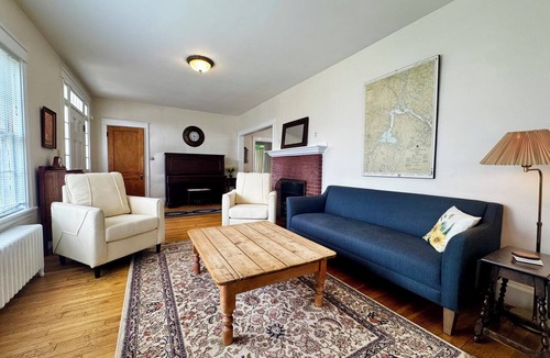 York Harbor House | Historic York Harbor Home, 0.3 Miles from Beach, Sleeps 8 with A/C!