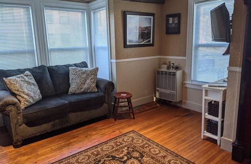 Portsmouth Apartment | Historical Apt. In Downtown Portsmouth