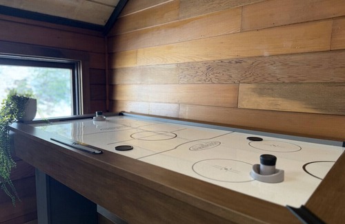 Killington House | Holiday Haus- AC, game room, near golf