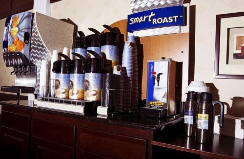 White River Junction Hotel | Holiday Inn Express Hotel & Suites White River Junction by IHG