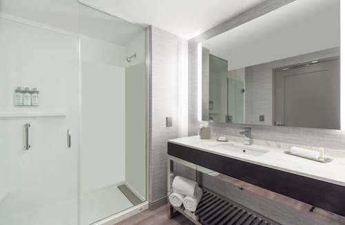 Quincy Hotel | Holiday Inn Express Boston South - Quincy by IHG