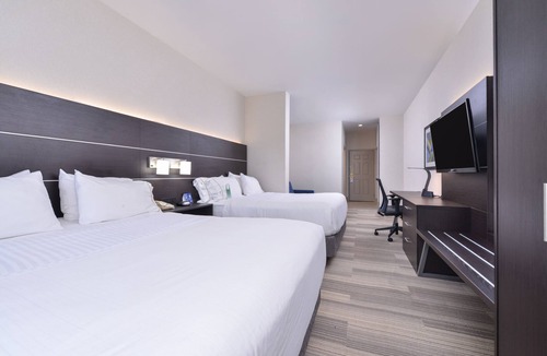 Mystic Hotel | Holiday Inn Express Mystic by IHG