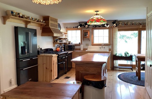 North Hero Other | Holiday Landing is a 5-bedroom lakefront home with AC in North Hero , sleeps 10!