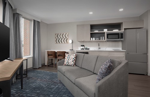 Portsmouth Hotel | Homewood Suites By Hilton Portsmouth Downtown