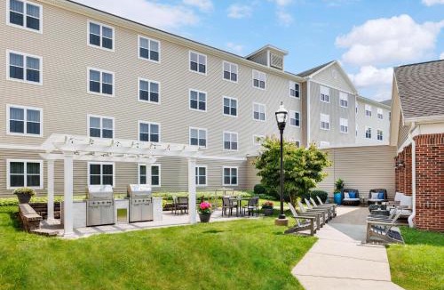 Portsmouth Hotel | Homewood Suites by Hilton Portsmouth