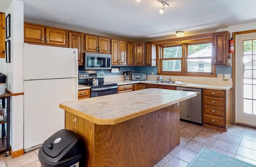 Bridgton House | Homey escape near lake & pond with deck, grill, woodstove & fast WiFi