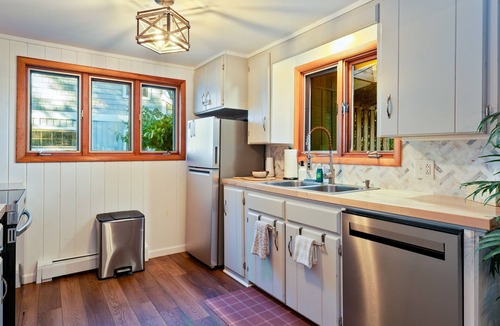 Honeoye Cottage | Honeoye Cottage | 50' Lakefront | Dock | FLX