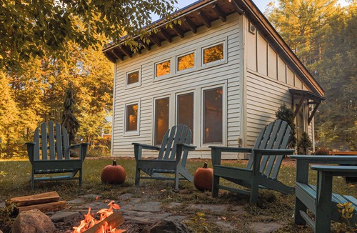 Putney Cottage | Honeycrisp Cottage - A Tiny Timberframe