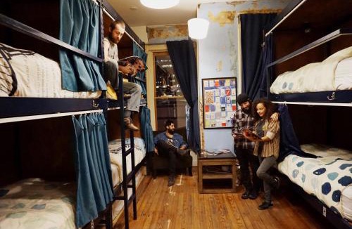 Ballpark Hostel | Hostel Fish