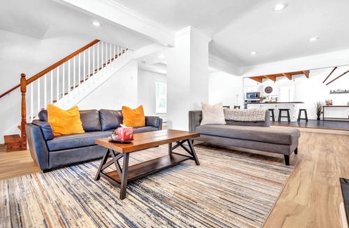 North Conway House | Hot Tub | Near Trails, Fire Pit & Outdoor Patio