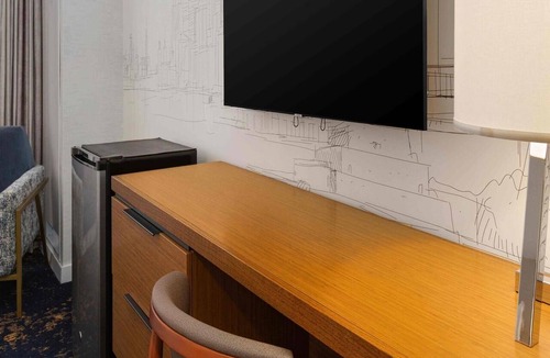 Midtown East Condo | Hotel Double Room Close to Empire State Building!