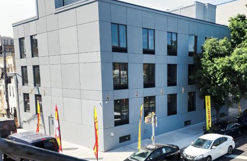 West Bronx Hotel | Hotel Fuego Bronx near Yankee Stadium
