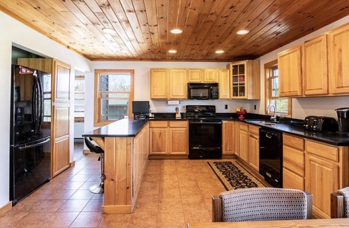 Lake Placid House | House with hot tub 10 min from whiteface Mt. & Lake Placid Village