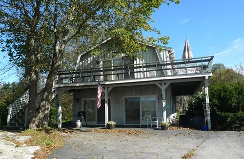 Boothbay Harbor Apartment | Hove To - Downstairs - Close to Downtown Boothbay Harbor!
