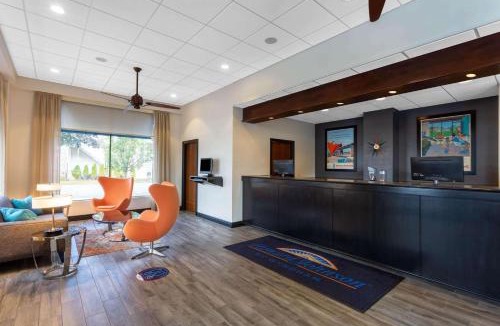 Portsmouth Hotel | Howard Johnson by Wyndham Portsmouth