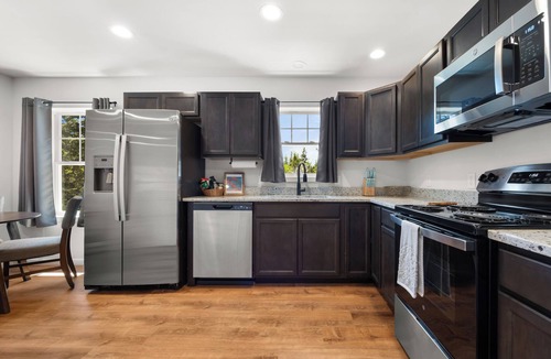 Bernard Apartment | Huckleberry Lane Retreat - Quiet & Private Orchard stay, near Acadia