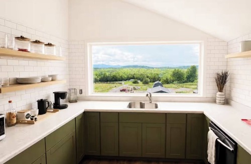 Hudson House | Hudson Horse Farm Retreat Hot Tub + Catskill Views